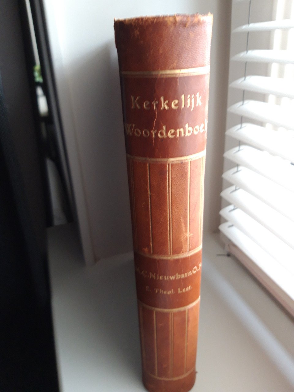 Vintage: Kerkelijk Handwoordenboek 1910