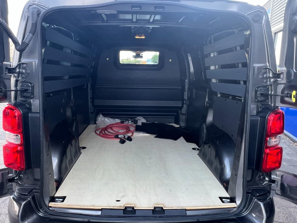 Opel Vivaro-e l2h1 edition, navi, camera enz....
