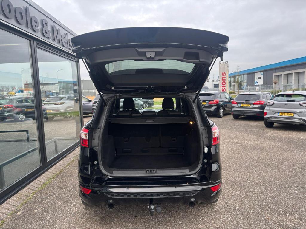 Ford Kuga 1.5 ecoboost 150pk 2wd st line, trekhaak