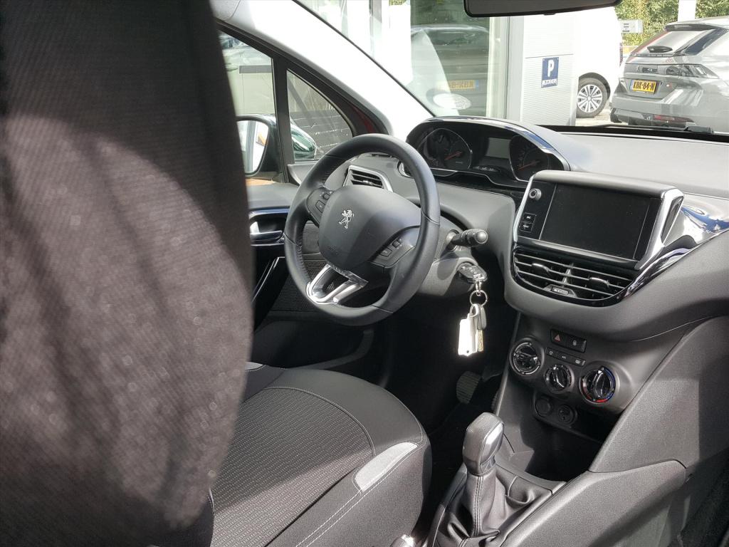 Peugeot 208 1.2 vti 82pk 5d style navigatie | airco | cruise control | blue