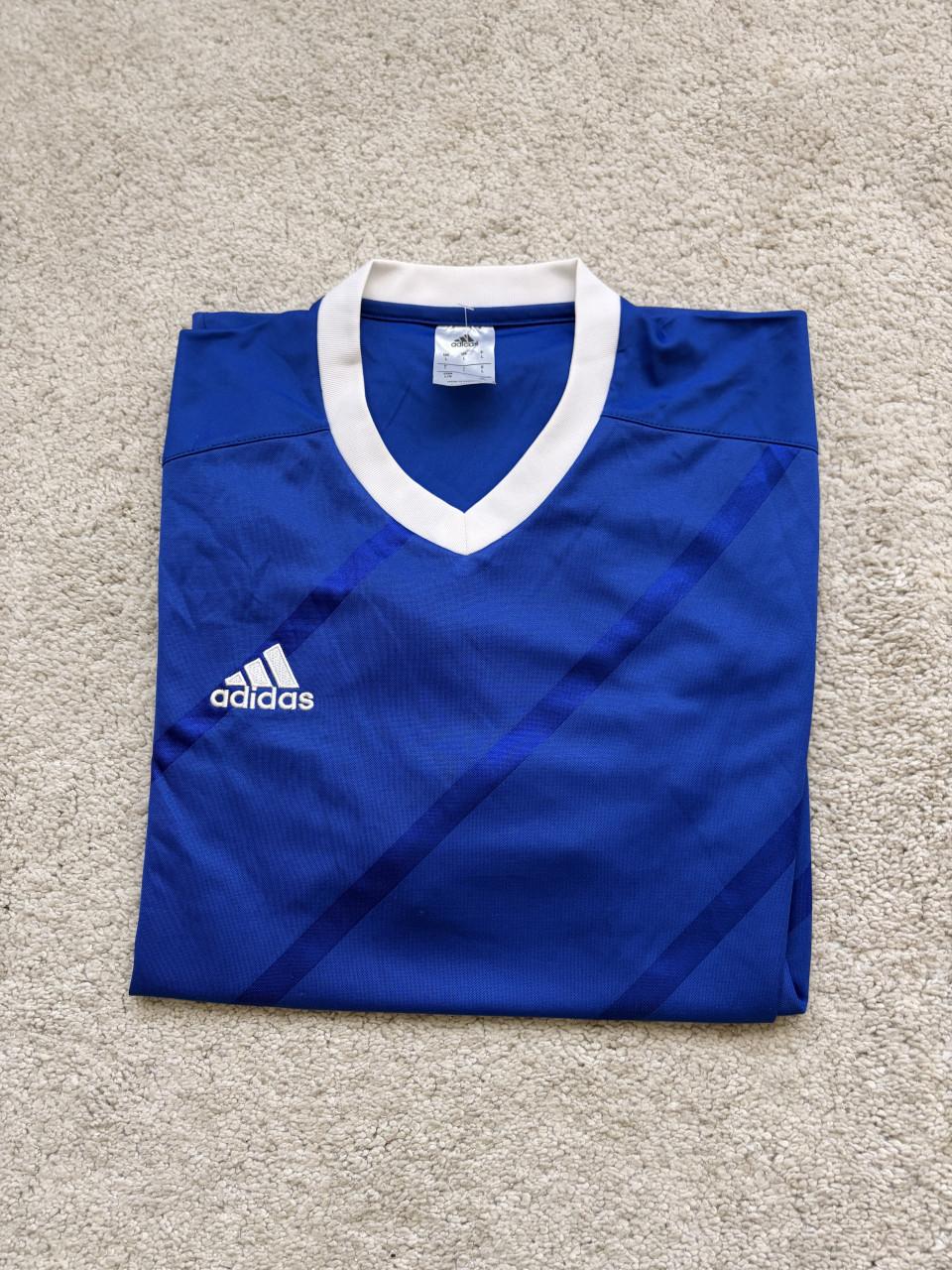 Adidas voetbal shirt maat L