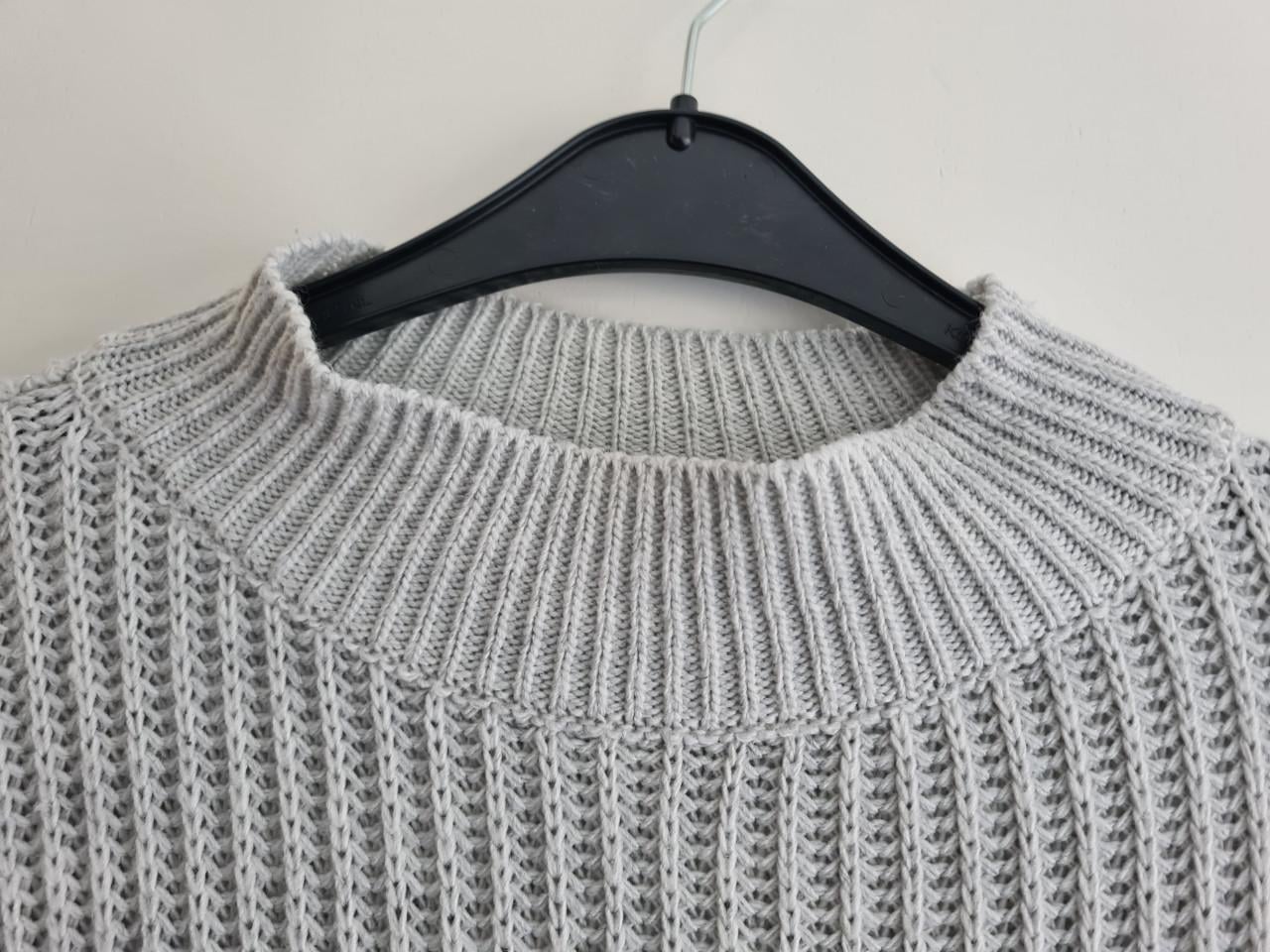 Lange zachte licht grijze trui / jurk  Maat L