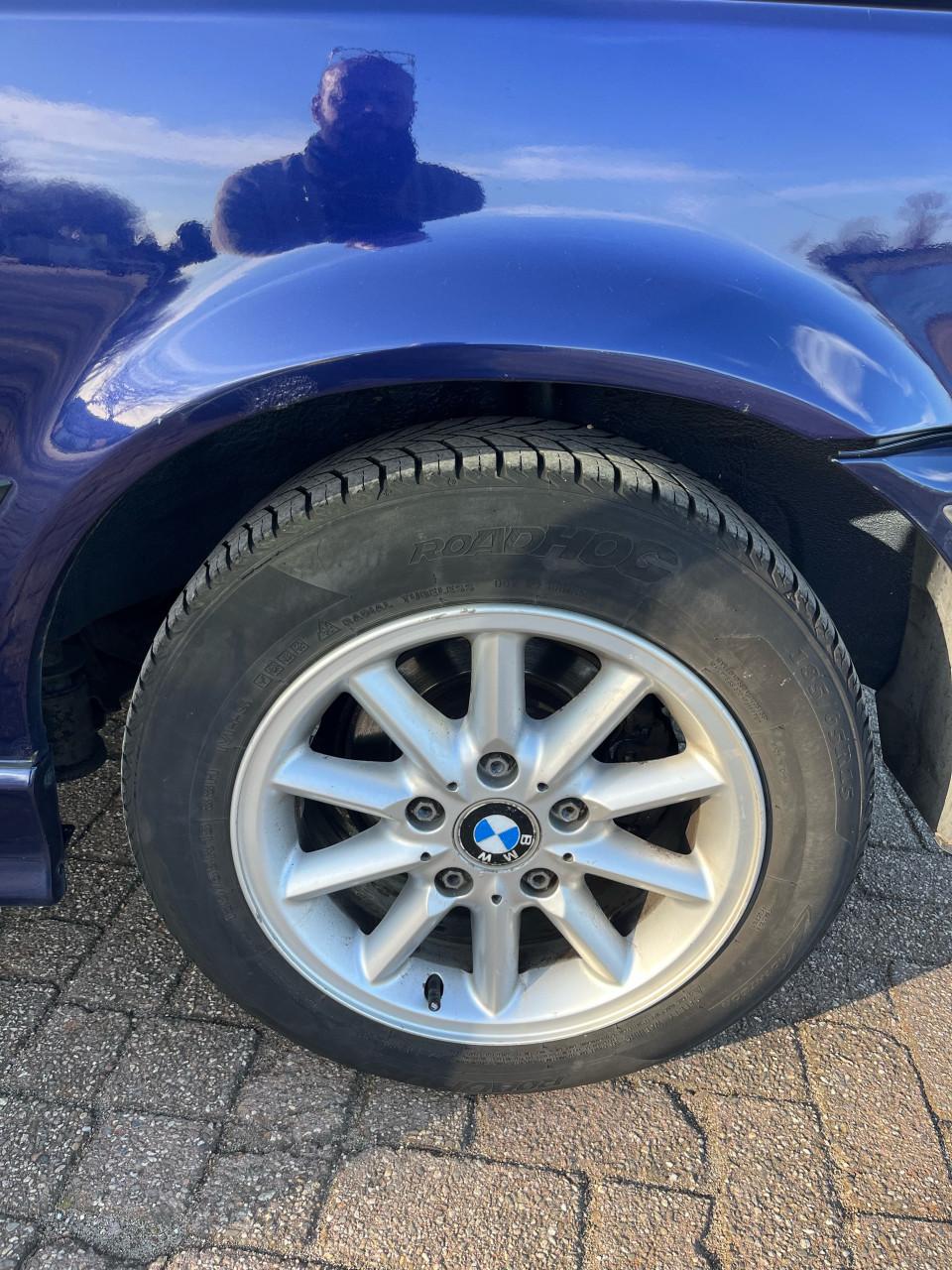 BMW compact zeer mooi!