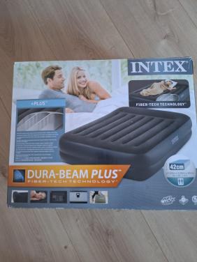 Intex Luchtbed 2p. Met automatische pomp
