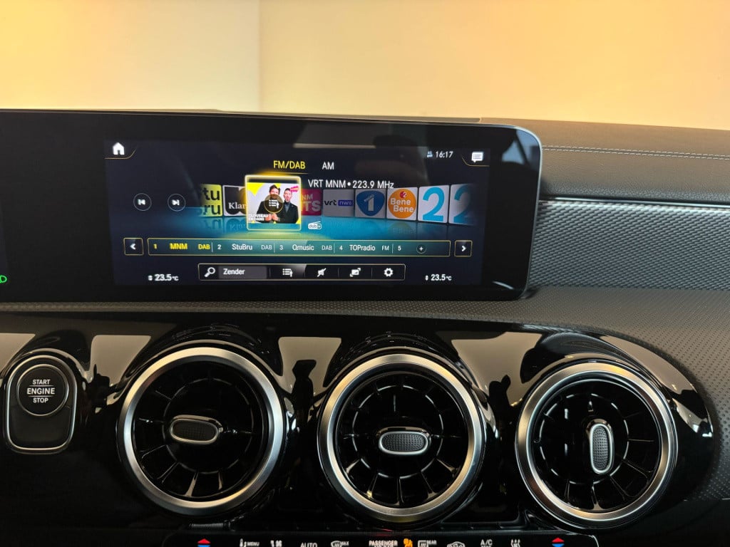 Mercedes-Benz Cla 250 e business solution