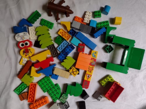 DUPLO