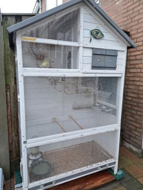 Voliére  Sarah Large