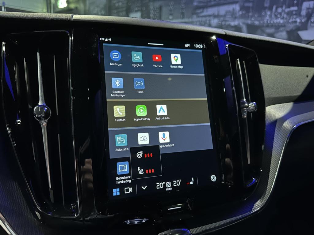 Volvo XC60 2.0 t8 plug-in hybrid awd plus black edition *c-four*b&w*winterp