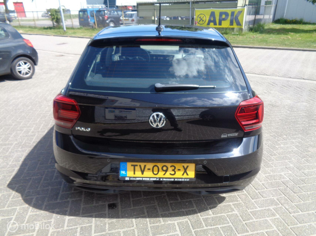 Volkswagen Polo 1.0 tsi beats/airco/pdc/carplay/17''lm velgen/led