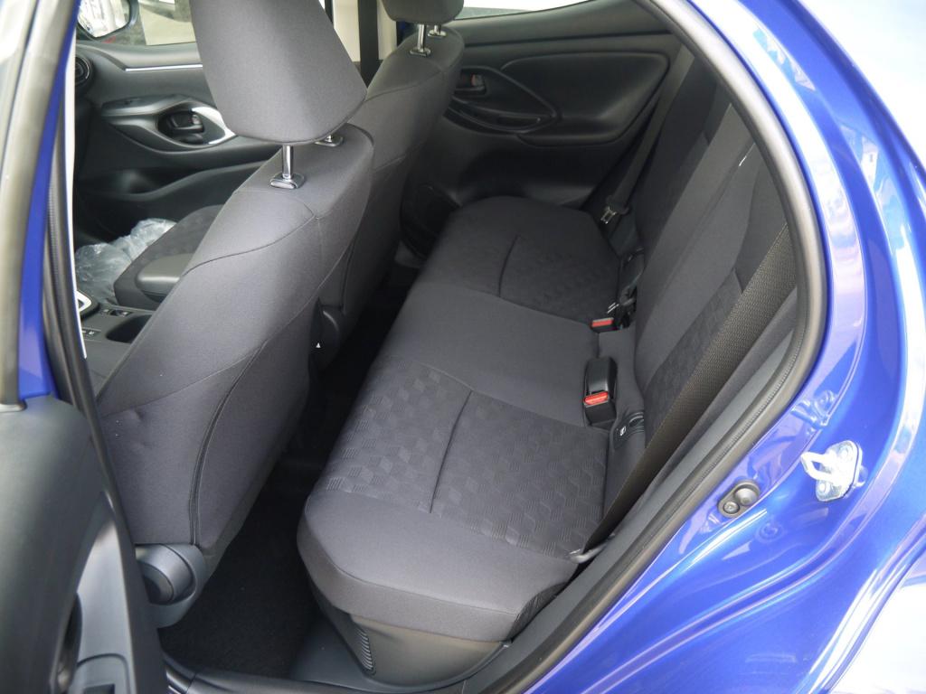 Mazda 2 Hybrid 1.5 centre-line