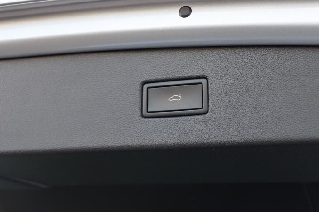 Volkswagen Tiguan 1.4 tsi ehybrid r-line business + 245pk dsg6