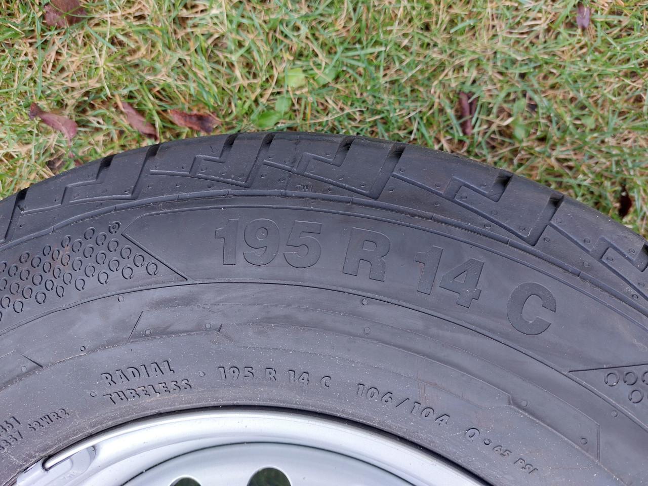 Nieuwe Alko chassis(reserve) velgen +banden