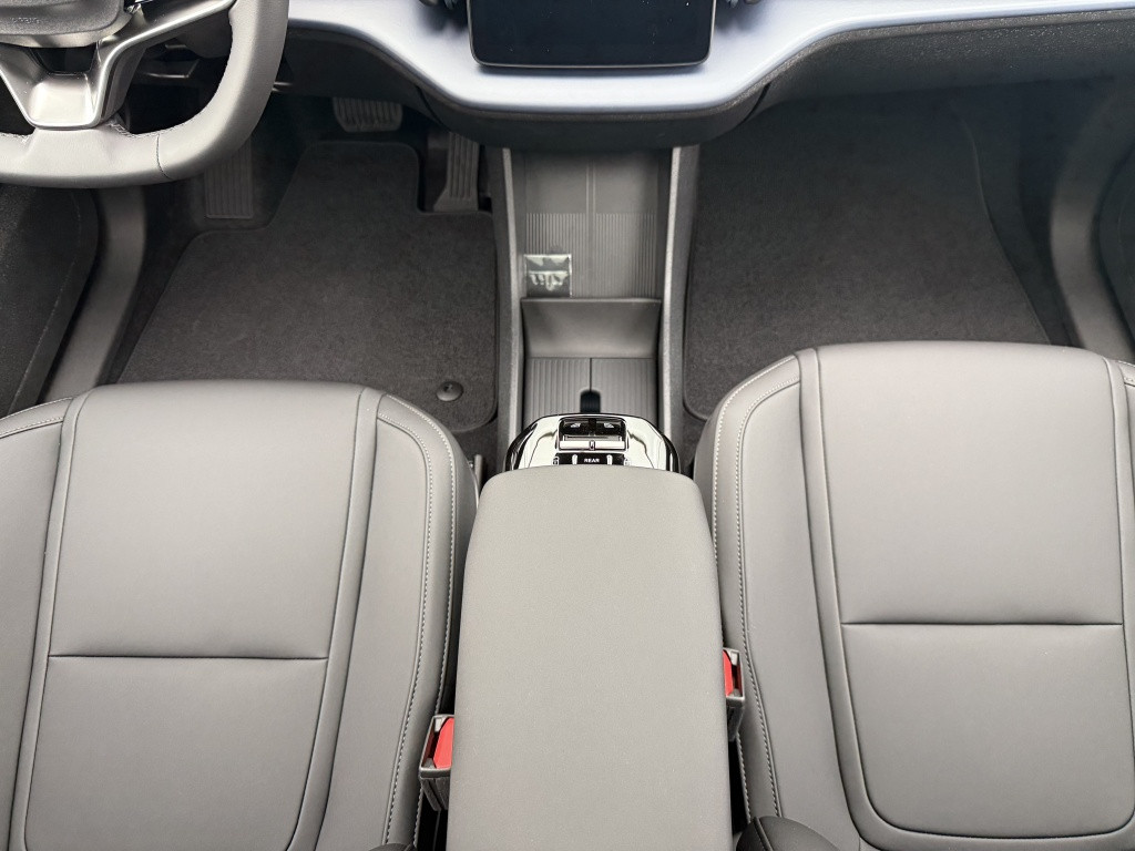 Volvo Ex30 nieuwprijs € 48.395 | extended range ultra