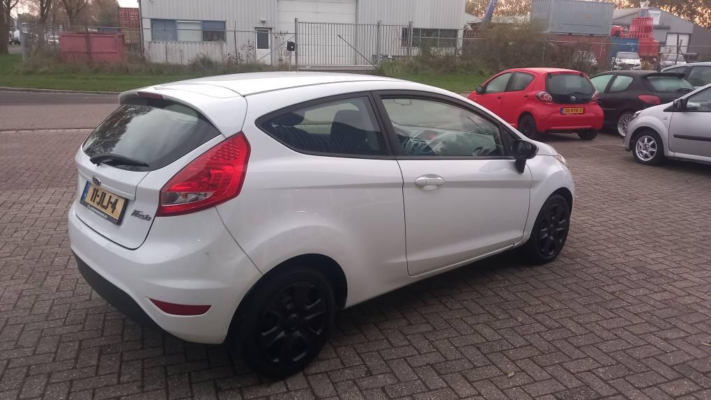 Ford FIESTA 1.25 limited 3deurs bj:2009 apk 11-2026 i.z.g.st