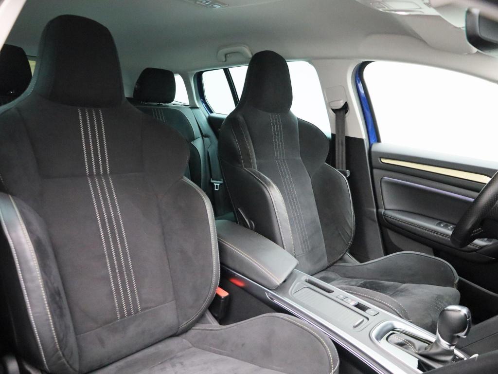 Renault Megane E-tech estate 1.6 plug-in hybrid 160 e-tech engineered | phe