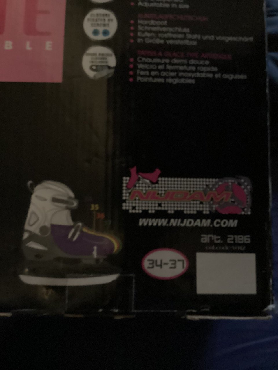 3 paar nieuwe  Schaatsen, dames heren en kind