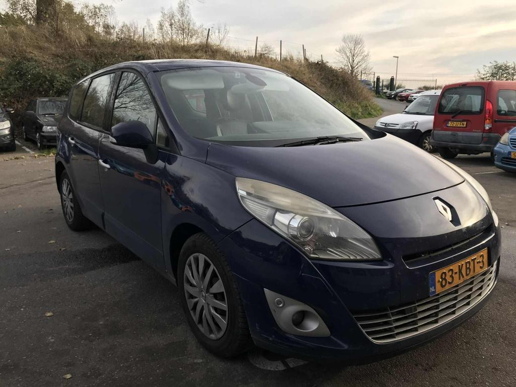 Renault Grand Scenic 1.9 dci privilege