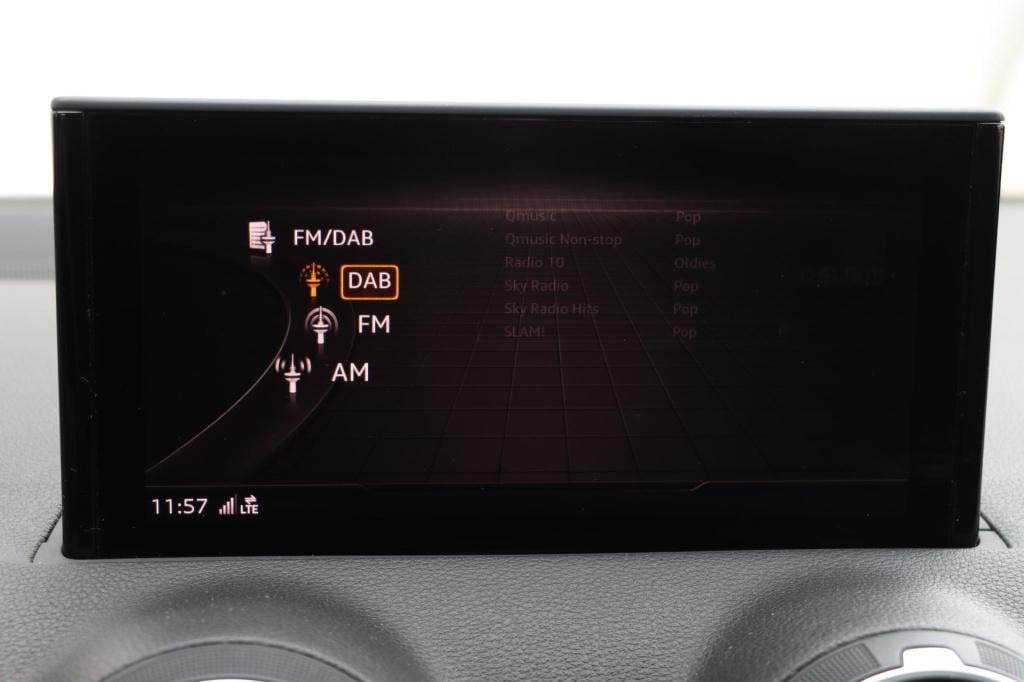 Audi Q2 35 tfsi s edition 150pk s tronic