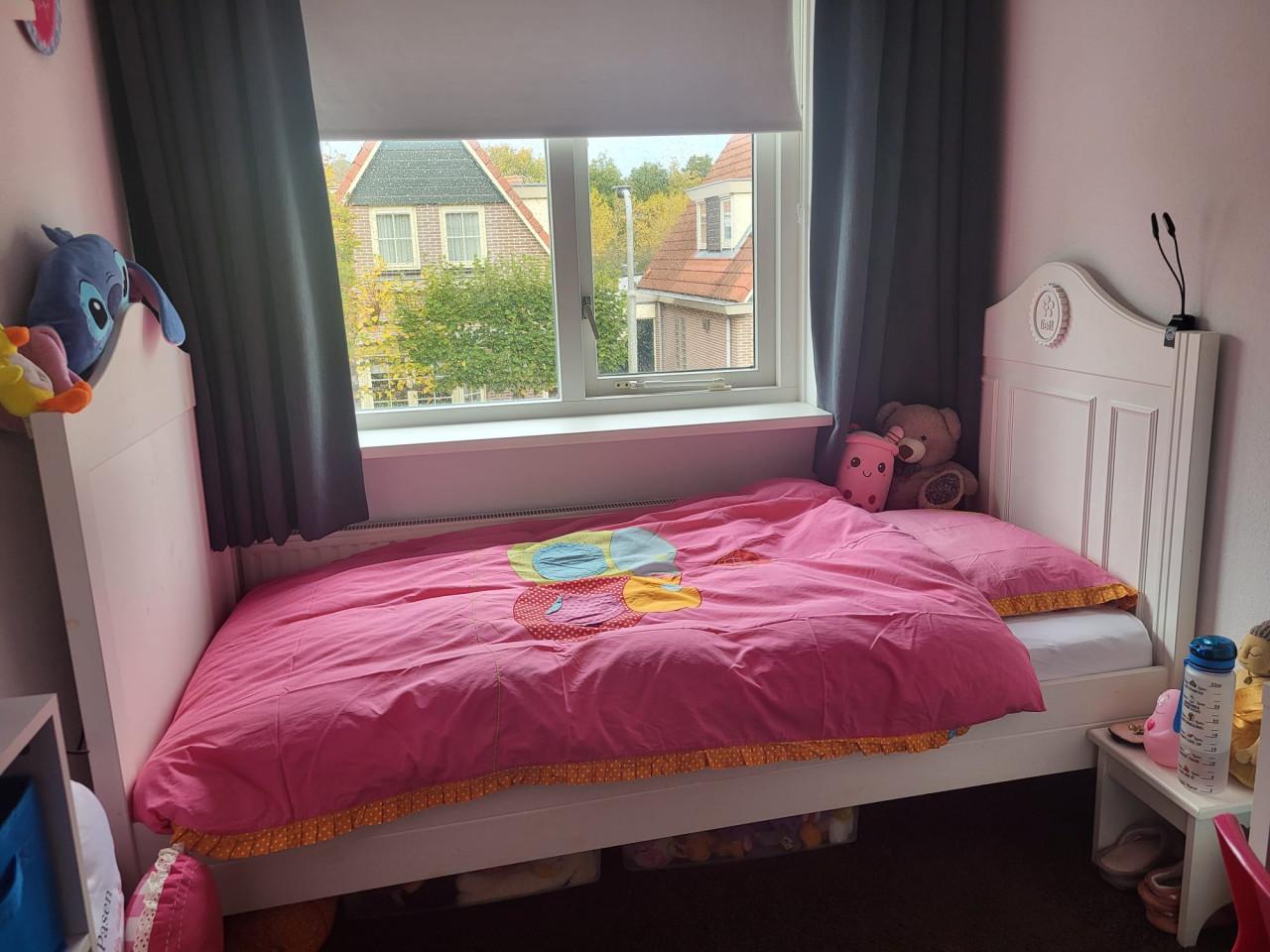 Bed "LIEF" Met diverse accessoires