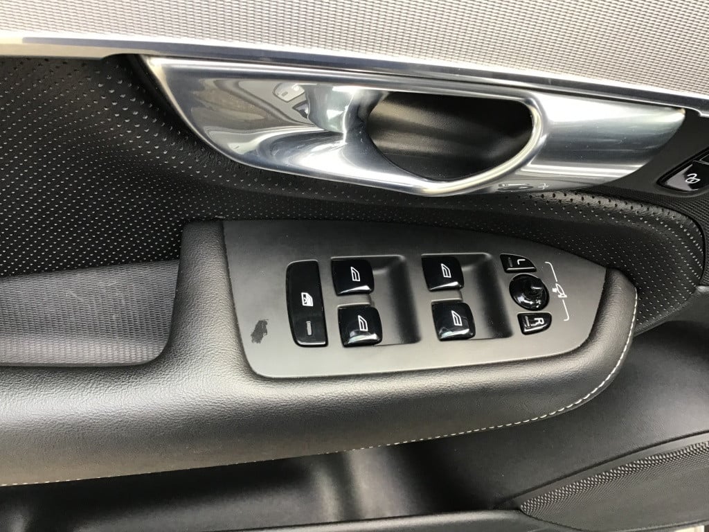 Volvo XC90 2.0 t8 awd r-design lounge pack