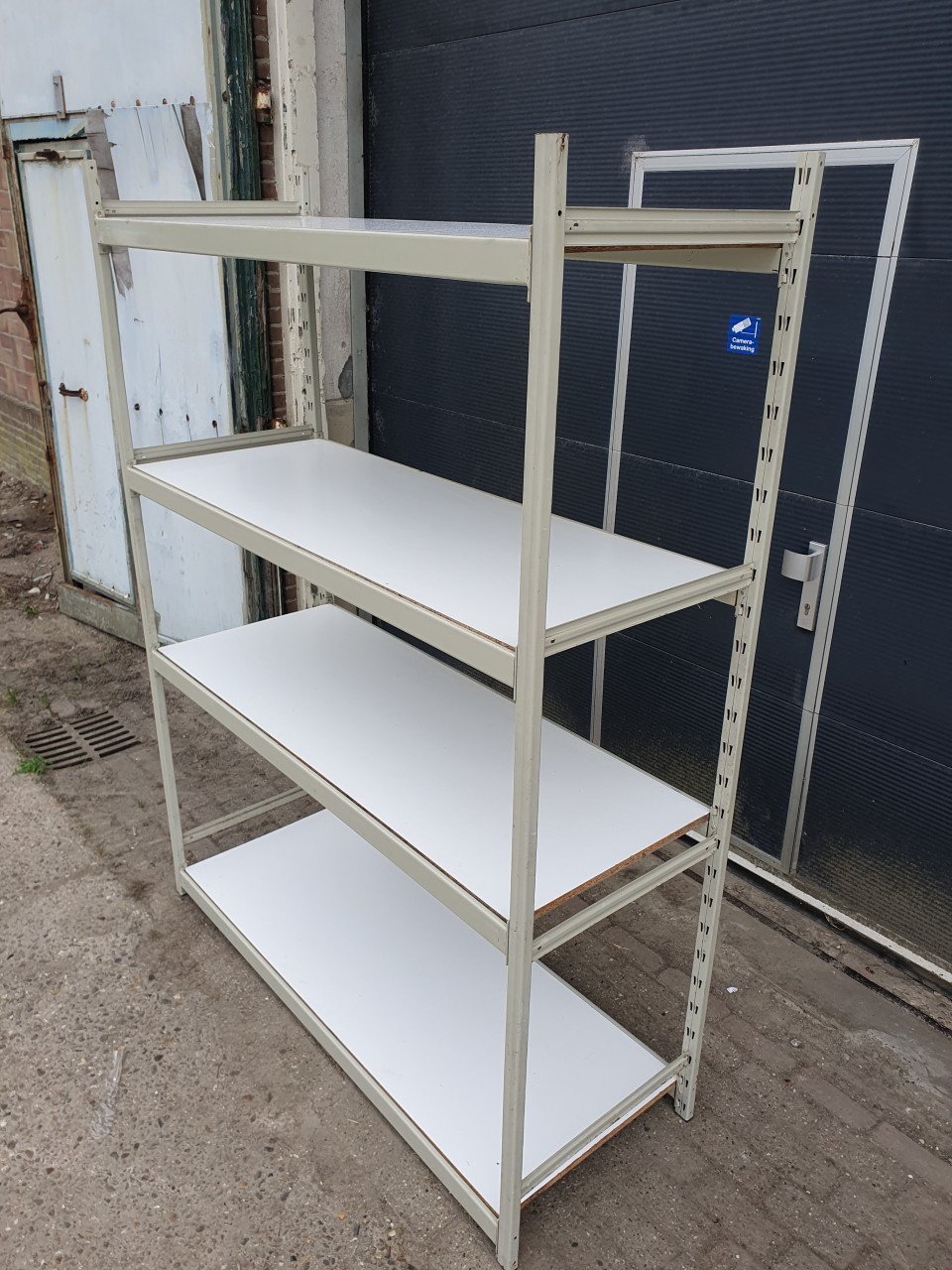 Opbergrek/kast, magazijn of legbordstelling voor schuur&garage.