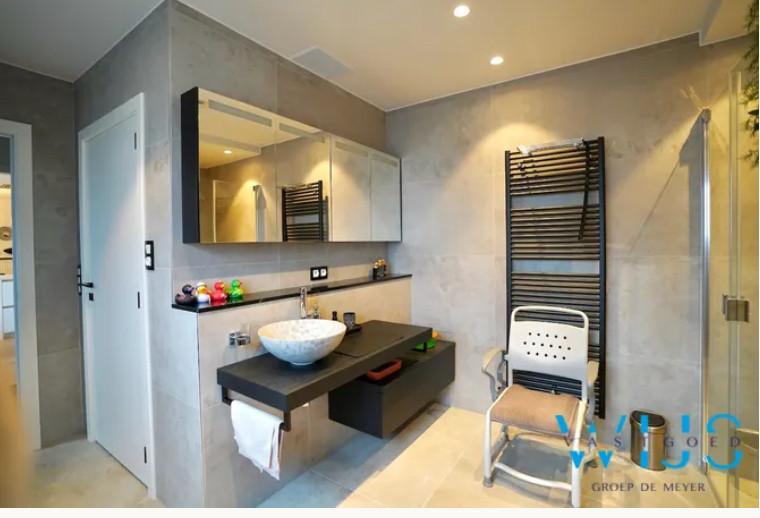 Zeer mooie 🏡 Instapklare, energiezuinige vrijstaande woning 032477365170