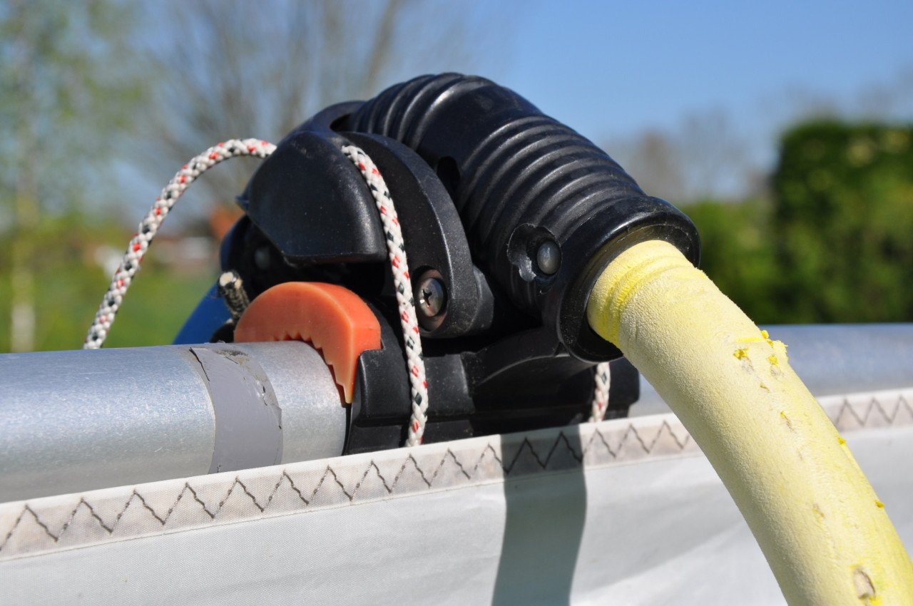 3.0m2 Kinderzeil compleet met lichte mast, giek en mastvoet