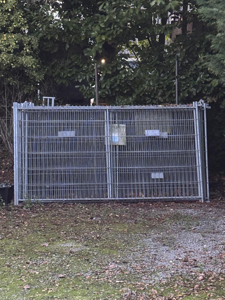 Bouwlift, bouwhekken, stroomkast