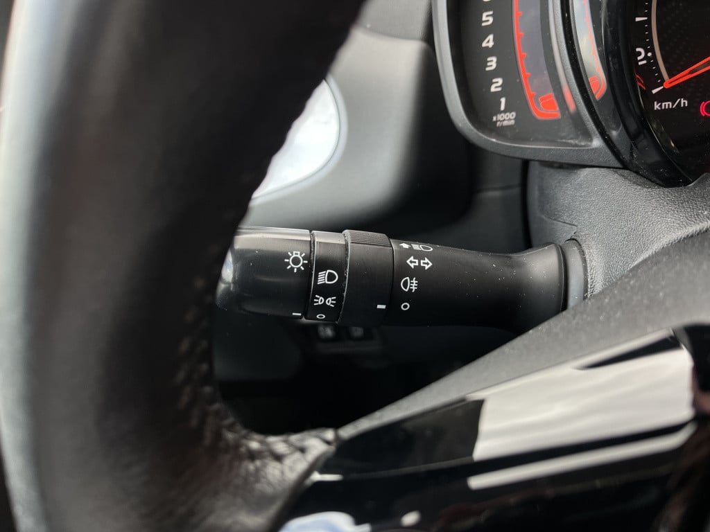Toyota Aygo 1.0 vvt-i x-fun | airco | radio | bluetooth