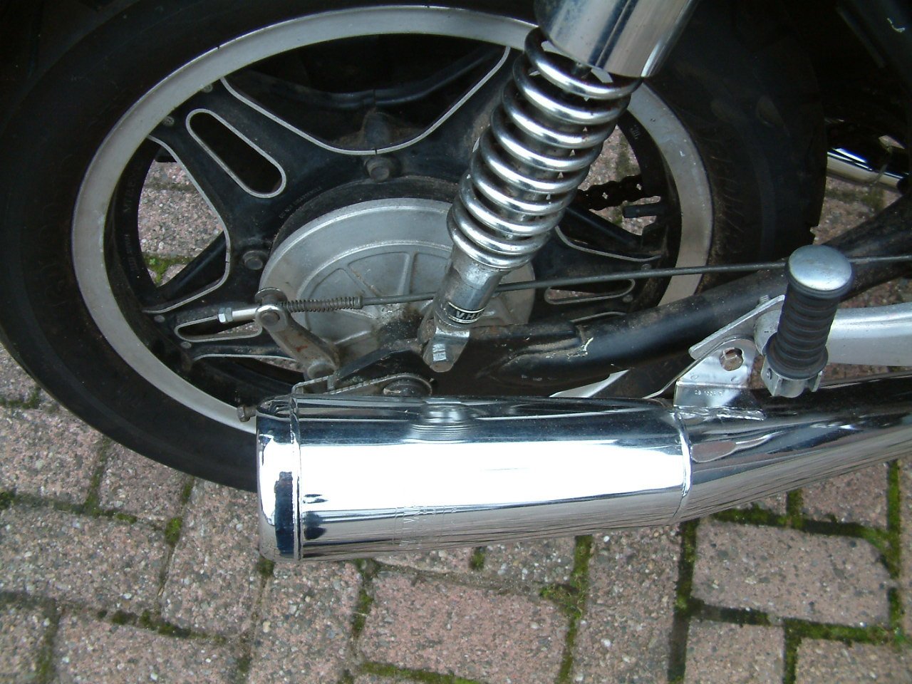 Honda cb 750 K   1980  60000 km -weet niet of ze naar deze motor wel kijken