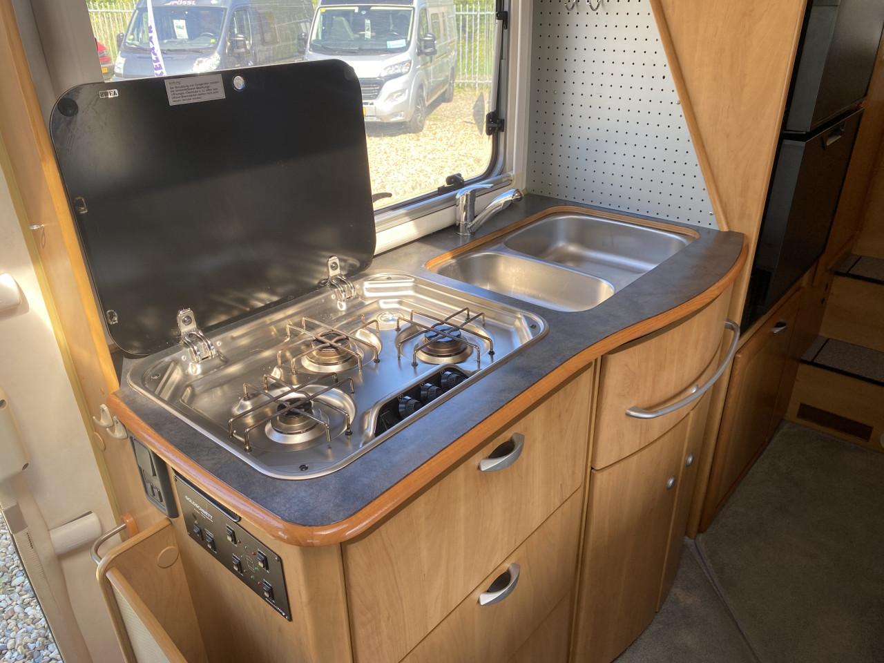 Hymer B644 Integraal camper | Automaat |  C1 rijbewijs