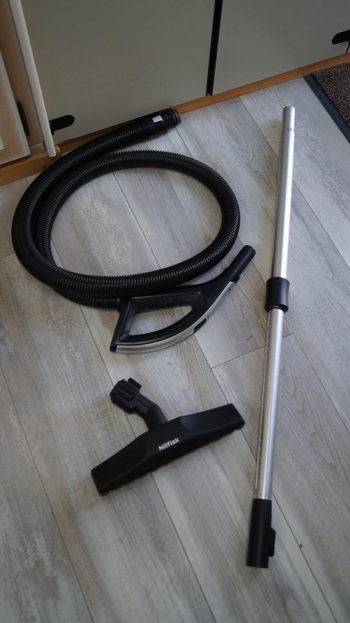 Nilfisk elite energy 750 Watt classic parket / gladde vloer stofzuiger.