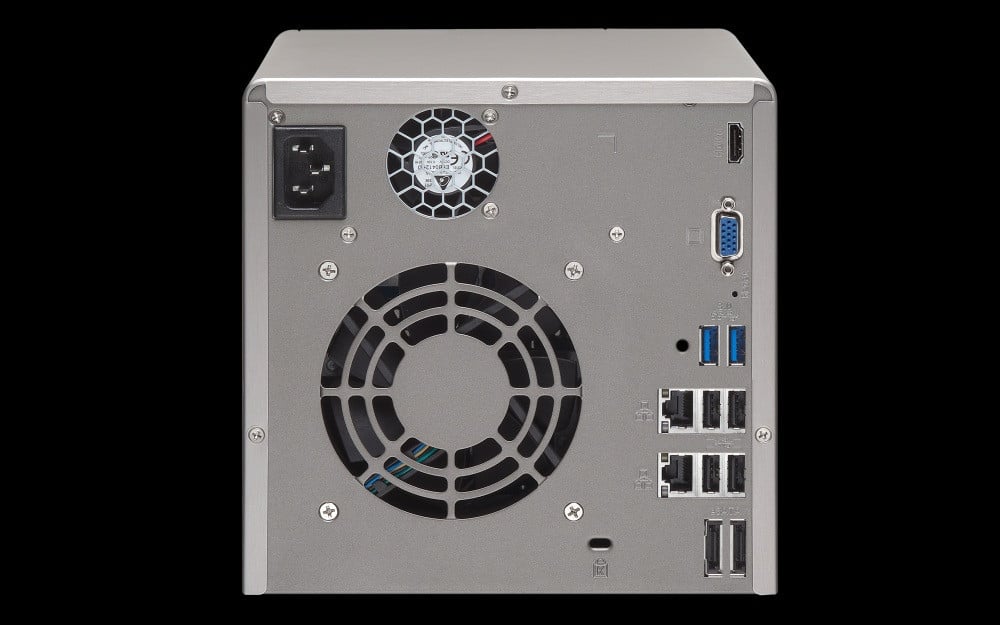 In perfecte staat een QNAP ts-469L Nas