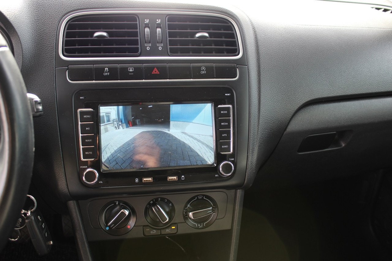 Volkswagen Polo 1.2 TDI *2012*Navi*Camera*Apk*