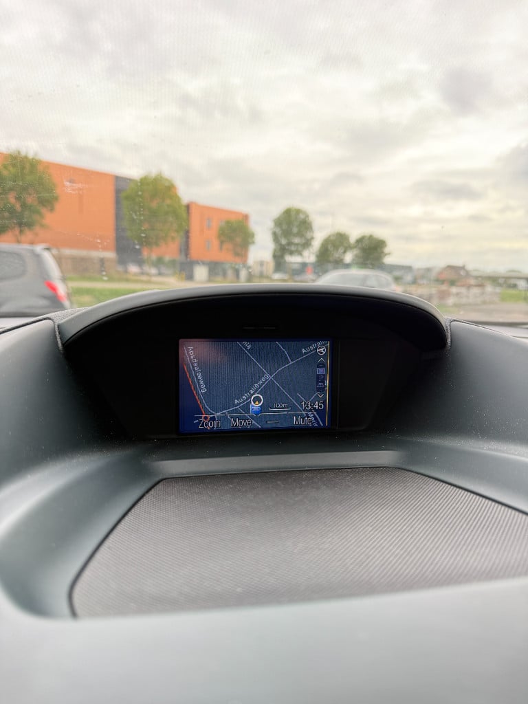 Ford C-max 1.0 - titanium - nieuwe distributie -125pk