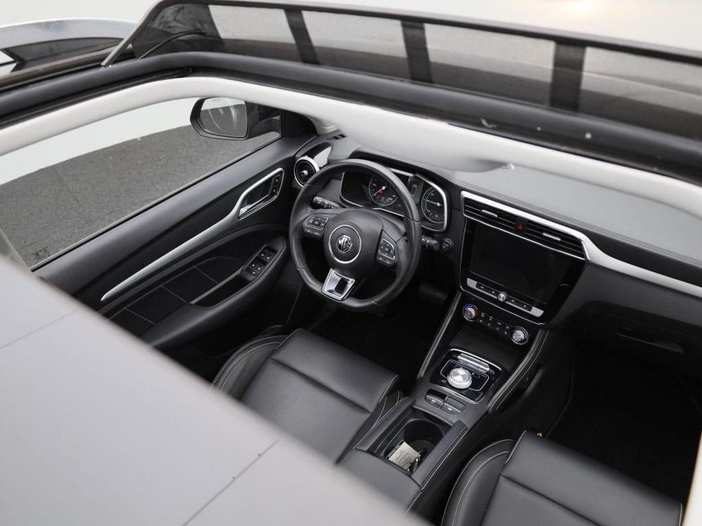 MG Zs Ev mg luxury 45 kwh | automaat | panoramadak | leder | navigatie | ai