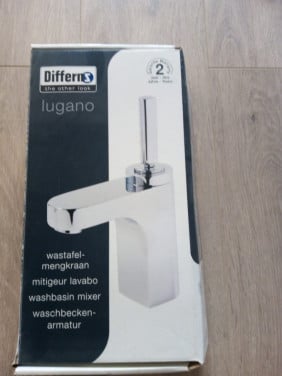 Te koop nieuwe wastafel mengkraan €20,-