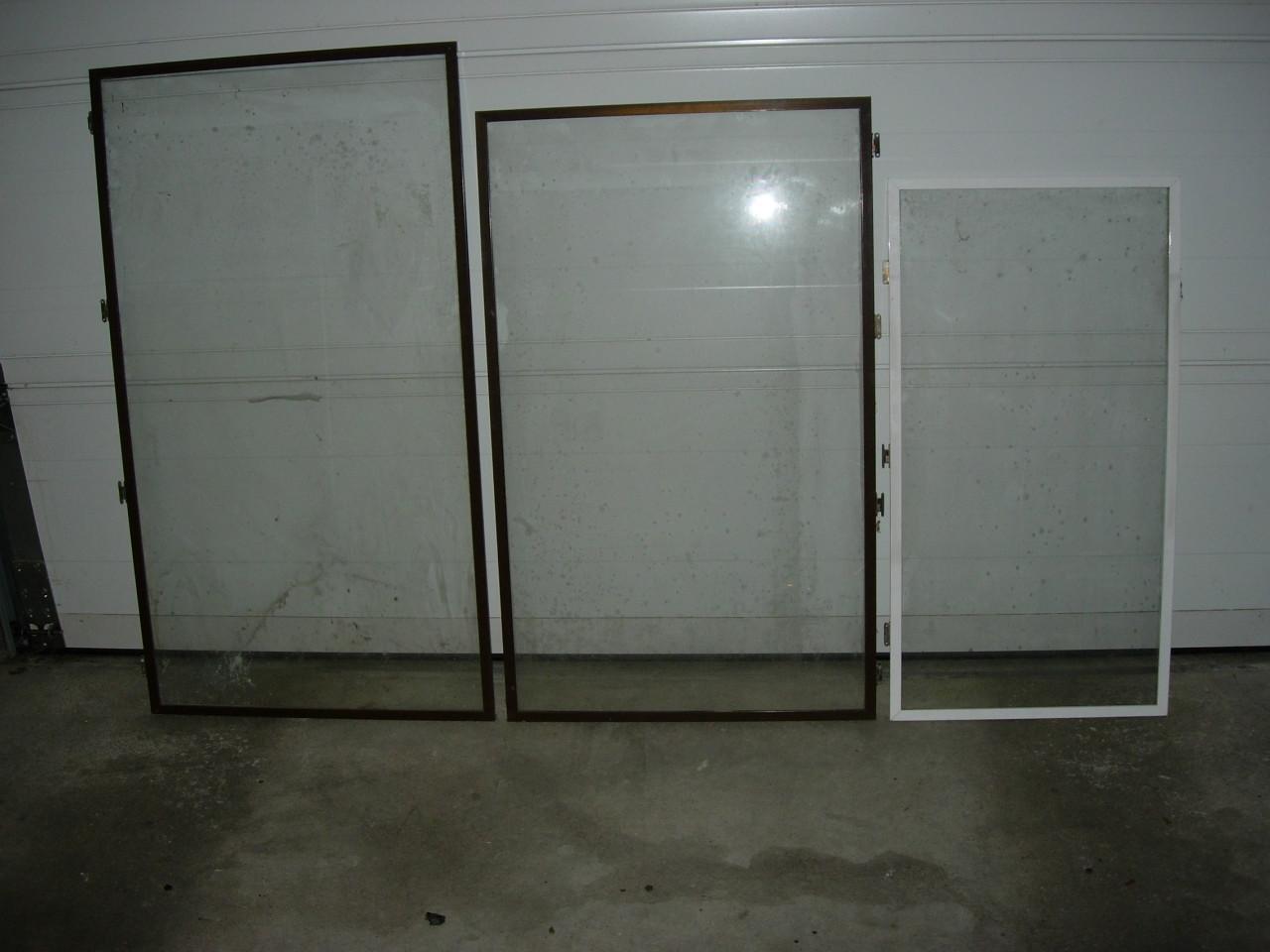 Te koop 3 nieuwe (ongebruikte) glazen voorzetramen