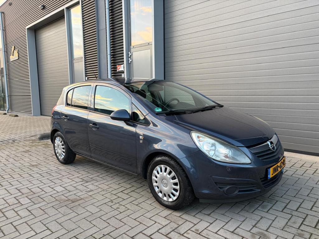 Opel Corsa 1.4-16v '111' edition