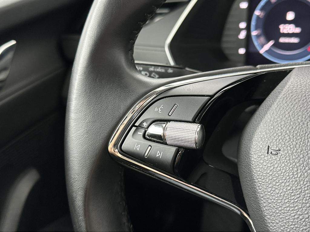 Skoda Octavia 1.0 tsi ambition | digitaal dashboard | 1e eigenaar | navigat