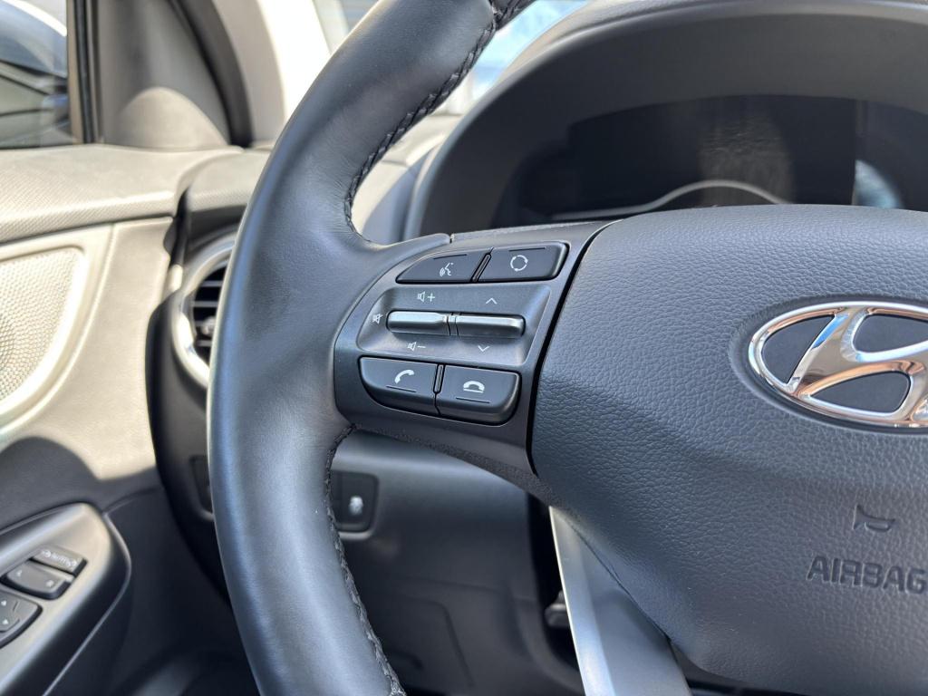 Hyundai Kona ev limited 64 kwh