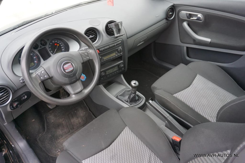 Seat Ibiza 1.6-16v freestyle