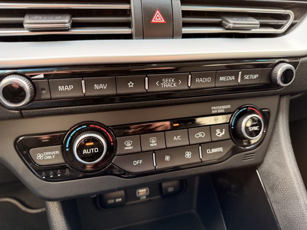 Kia Niro 1.6 gdi hev dynamicline | navigatie | camera | 1e eigenaar