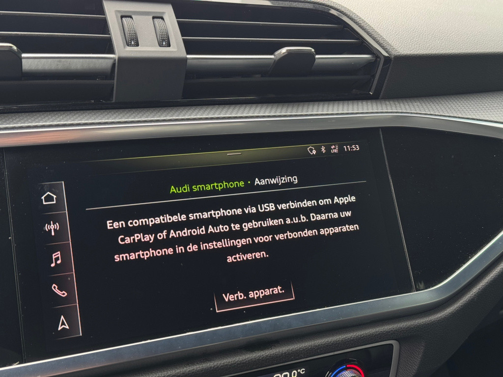 Audi Q3 35 tfsi 3x s-line * panoramadak * keyless * leer * camera