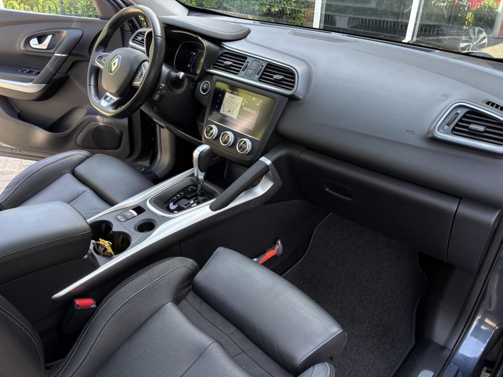Renault Kadjar automaat 1.3 tce black edition/leer/panoramadak