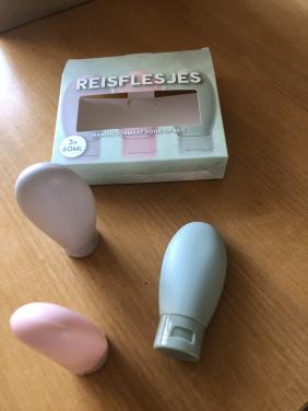 Te koop reisflesjes.(nieuw).