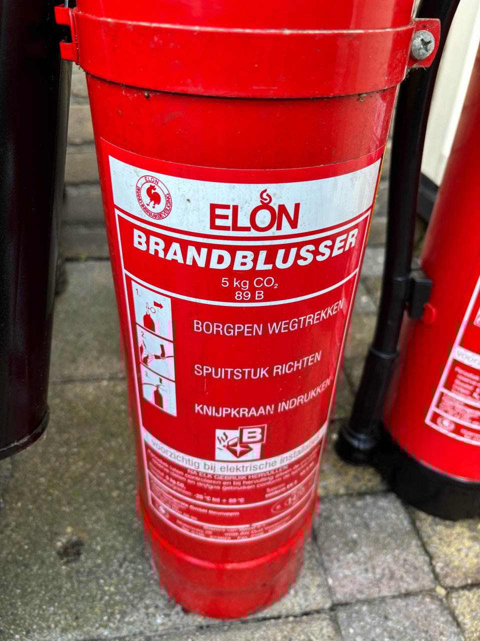 2 Brandblussers Elon ongebruikt