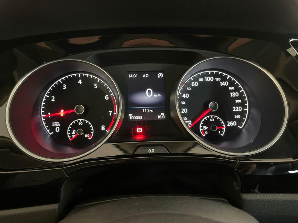 Volkswagen Touran 1.5 tsi highline