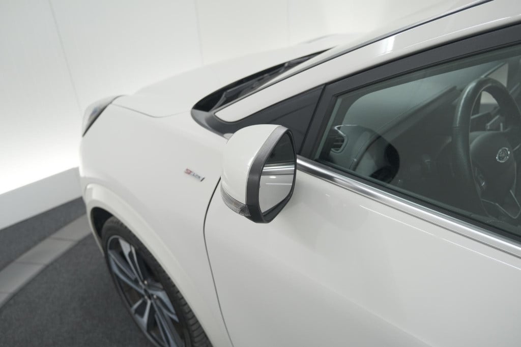 Ford Puma 1.0 ecoboost st-line x vignale | trekhaak | panoramadak | leer | 