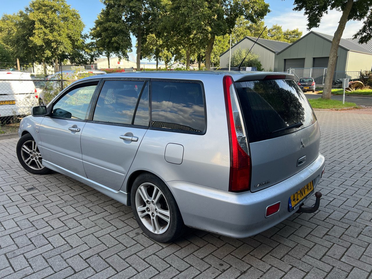 Mitsubishi Lancer Station Wagon 1.6Sport